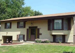 2429 S 124th St in Omaha, NE - Building Photo