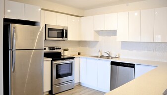 31 Carrington Place in Halifax, NS - Building Photo