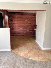 705 W Manes Ave in Iowa Park, TX - Building Photo - Building Photo