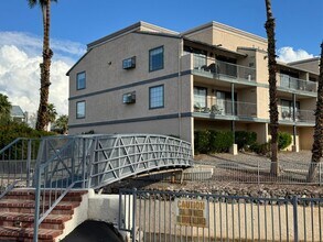 1675 AZ-95 in Bullhead City, AZ - Building Photo - Building Photo