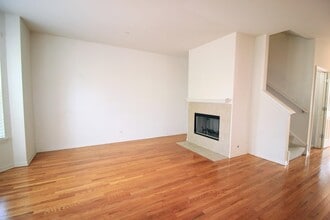 365 Bradbury Ln in Bartlett, IL - Building Photo - Building Photo