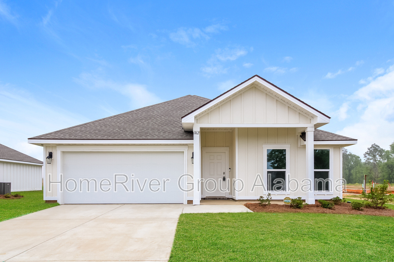 1162 Hayward Lp in Foley, AL - Building Photo