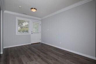 518 Tudor Ln in Middle Island, NY - Building Photo - Building Photo