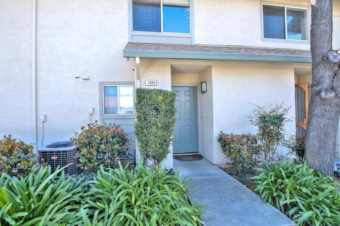 1068 Summerplace Dr in San Jose, CA - Foto de edificio