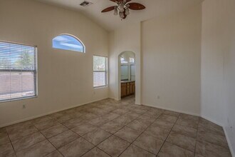 258 E Camino Limon Verde in Sahuarita, AZ - Building Photo - Building Photo