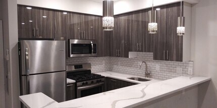 801 Summit Ave in Union City, NJ - Building Photo - Building Photo