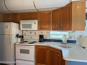 661 Snowbird Ave in Cocoa, FL - Building Photo - Building Photo