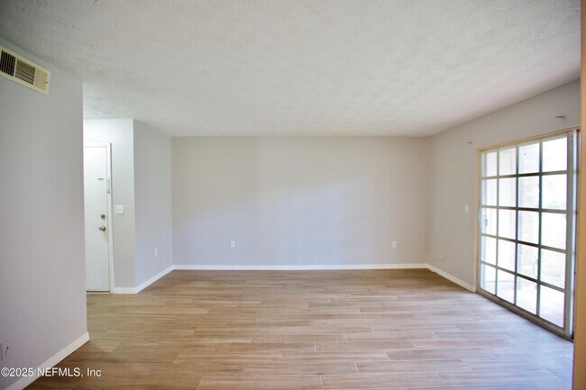 property at 5201 ATLANTIC Blvd