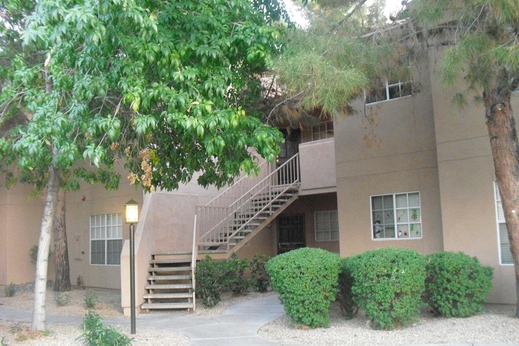 10101 E Arabian Trail in Scottsdale, AZ - Building Photo