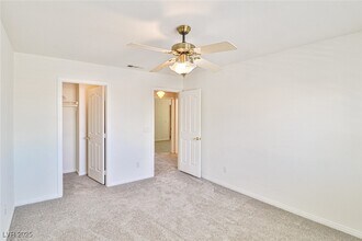 1 Red Fawn Ct in Henderson, NV - Building Photo - Building Photo