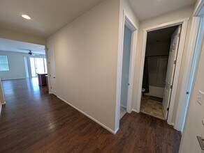 6699 Skipper Ln SE in Port Orchard, WA - Building Photo - Building Photo