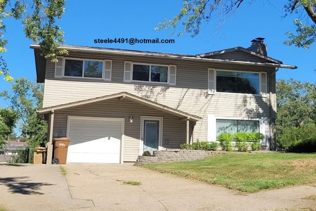 property at 1213 Wilroy Rd