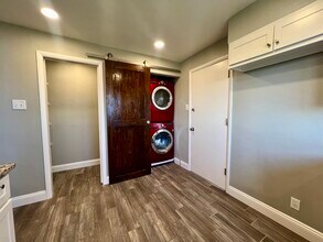 9534 Jachurst Ln in Affton, MO - Building Photo - Building Photo