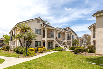 Concord Villas in San Diego, CA - Building Photo - Building Photo