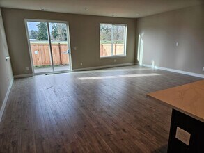 815 Vine Maple St SE in Olympia, WA - Building Photo - Building Photo
