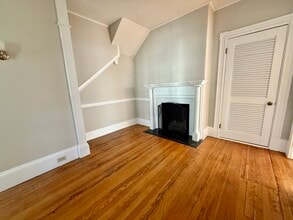 31 Park St, Unit 1 in Medford, MA - Foto de edificio - Building Photo