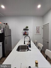 2326 E Thompson St in Philadelphia, PA - Building Photo - Building Photo