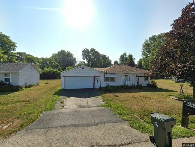 property at 908 West Ave