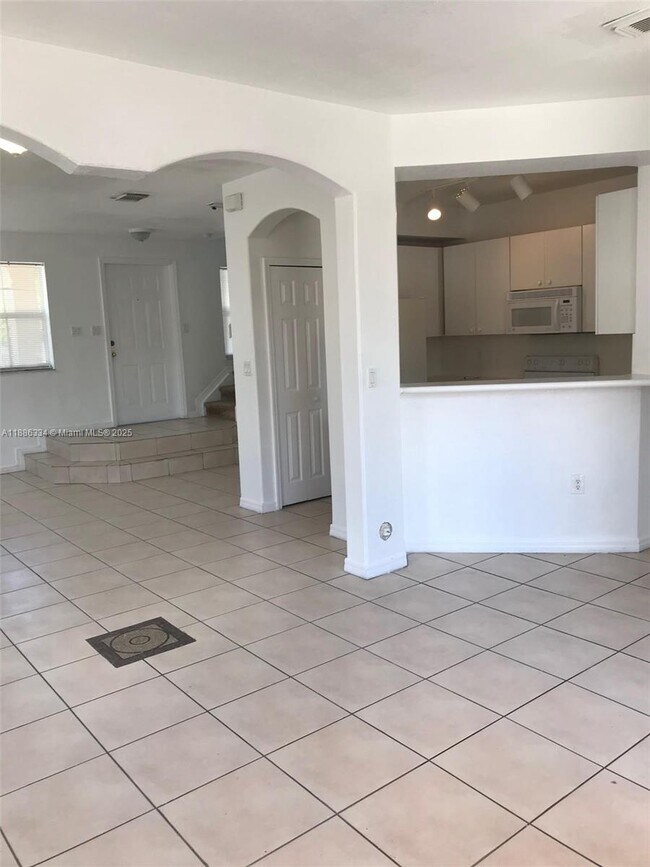 10848 SW 243rd St in Homestead, FL - Building Photo - Building Photo
