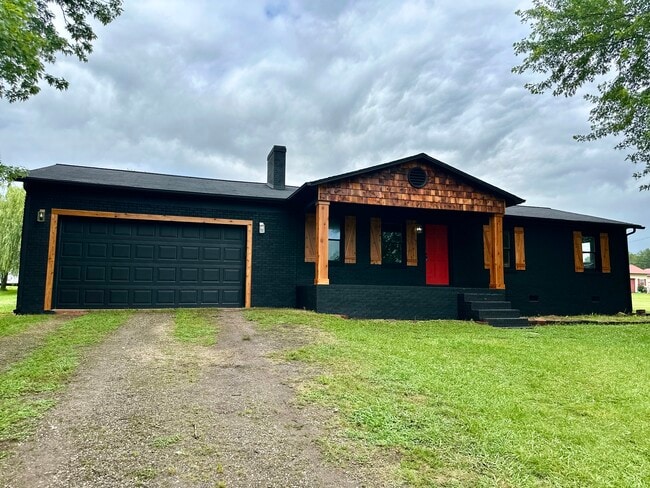 property at 112 Robinette Ln