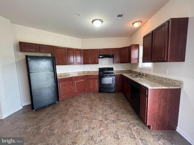 103 Goods Wy in Waynesboro, PA - Building Photo - Building Photo