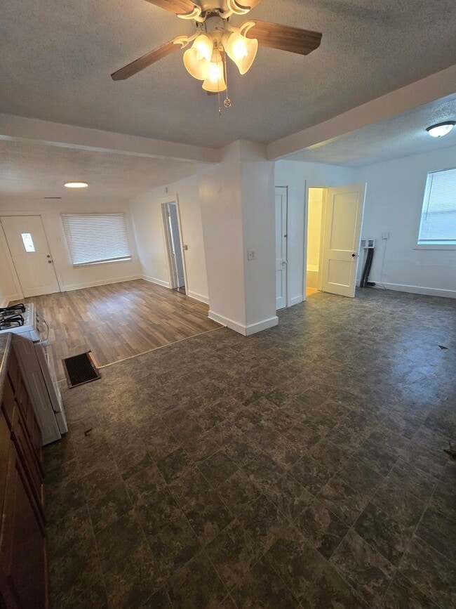 1129 W 27th St in Indianapolis, IN - Building Photo - Building Photo