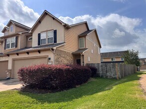 3947 Calgary Cir in Missouri City, TX - Building Photo - Building Photo