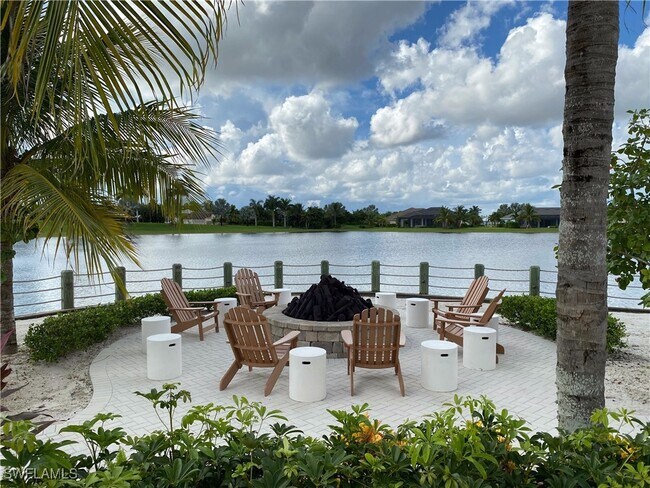 property at 14639 Edgewater Cir