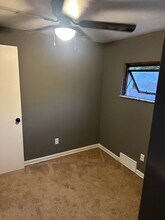 2234 Worton Blvd, Unit Apt 2 in West Mifflin, PA - Building Photo - Building Photo