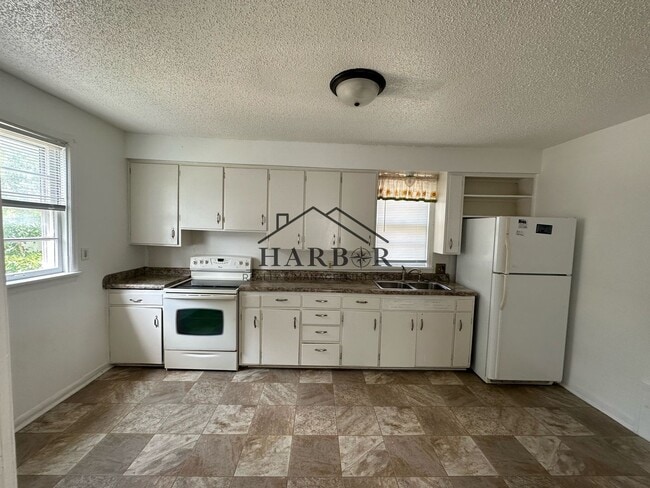 property at 315 5th Ave NW