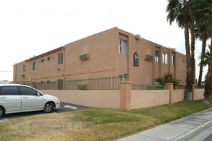 Flamingo Estate Apartments