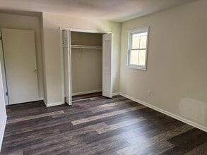 425 Ryers Ave, Unit 2nd Floor in Cheltenham, PA - Foto de edificio - Building Photo