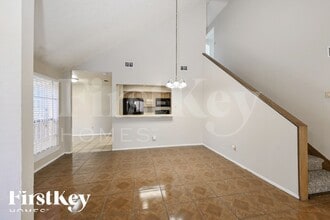 3315 Vega in Houston, TX - Foto de edificio - Building Photo