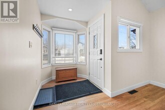 64 Churchill St in St Catharines, ON - Building Photo - Building Photo