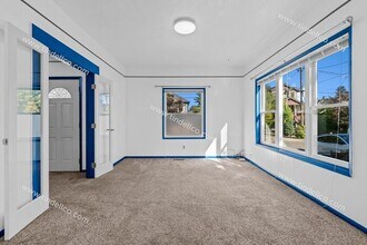7207 N Jordan Ave in Portland, OR - Building Photo - Building Photo