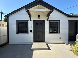 329-335 E Palmyra Ave in Orange, CA - Building Photo