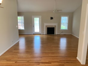 111 Chestnut Ln in Hendersonville, NC - Building Photo - Building Photo