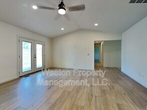 8708 Cord Ave in Oklahoma City, OK - Building Photo - Building Photo