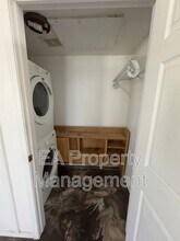 1367 Young Ave SW in Albuquerque, NM - Building Photo - Building Photo