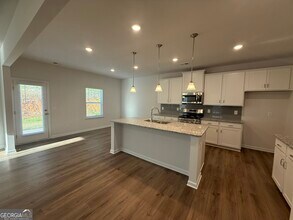 121 Sycamore Ln in Calhoun, GA - Building Photo - Building Photo