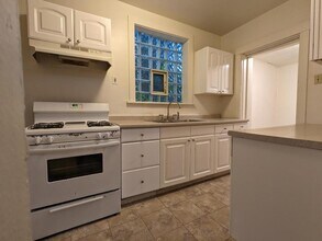 6534 Deary St in Pittsburgh, PA - Building Photo - Building Photo