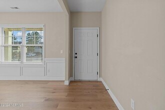 204 Sandy Springs Rd in Aberdeen, NC - Foto de edificio - Building Photo