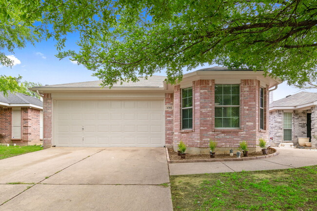 4302 Comer St in Denton, TX - Building Photo - Building Photo