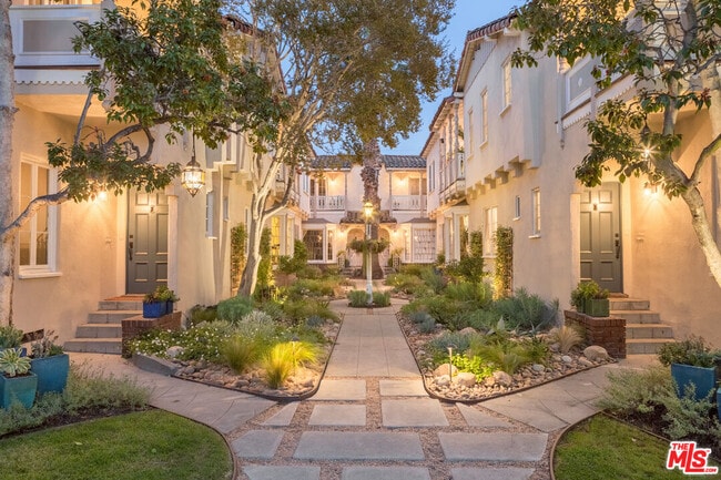 property at 1930 Rodney Dr