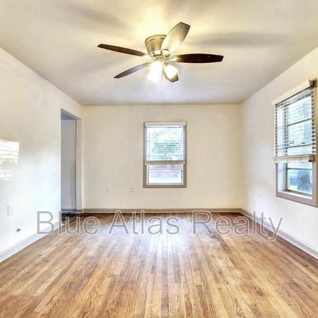 1714 NW Dallas St in Grand Prairie, TX - Building Photo - Building Photo