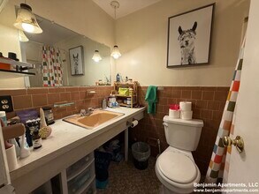 33 Lancaster Terrace, Unit 303 in Brookline, MA - Building Photo - Building Photo