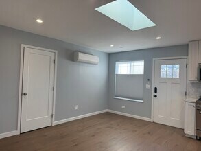 1500 Solana Dr in Belmont, CA - Building Photo - Building Photo