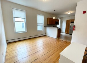 51 Delle Ave, Unit 2 in Boston, MA - Building Photo - Building Photo