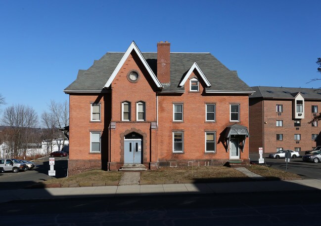 Harrison Place in Meriden, CT - Foto de edificio - Building Photo