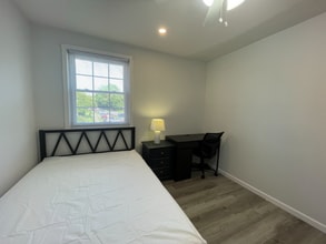 4199 University Dr in Fairfax, VA - Building Photo - Building Photo